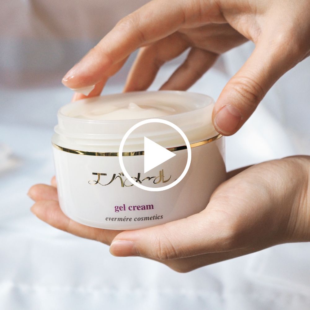 ゲルクリームの使い方の動画へ